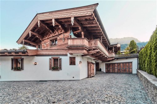 Traditionelles Chalet am Fuße des Hahnenkamms, Kitzbühel, für rund 25 Millionen Euro.