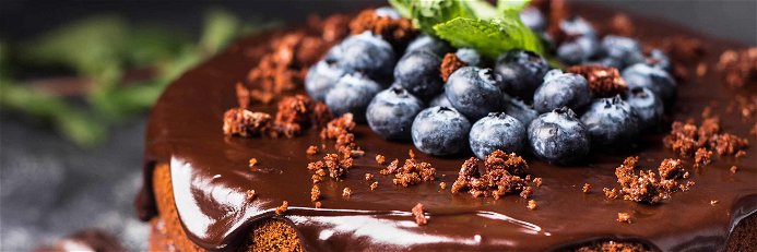 Ob mit Blaubeeren, Meersalz oder Ingwer – viele Zutaten verleihen dem Schokoladenkuchen ein gewisses Etwas.&nbsp;