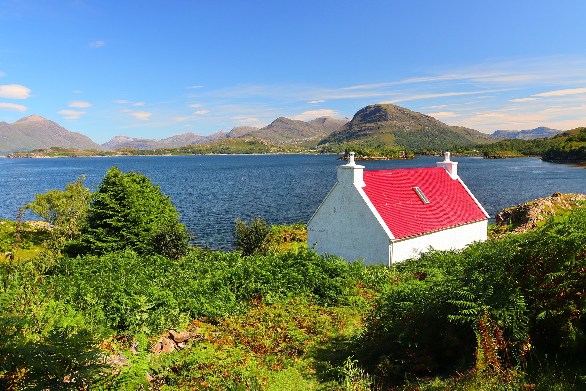 Cottage with view of Loch Sheildaig and Torridan hills.