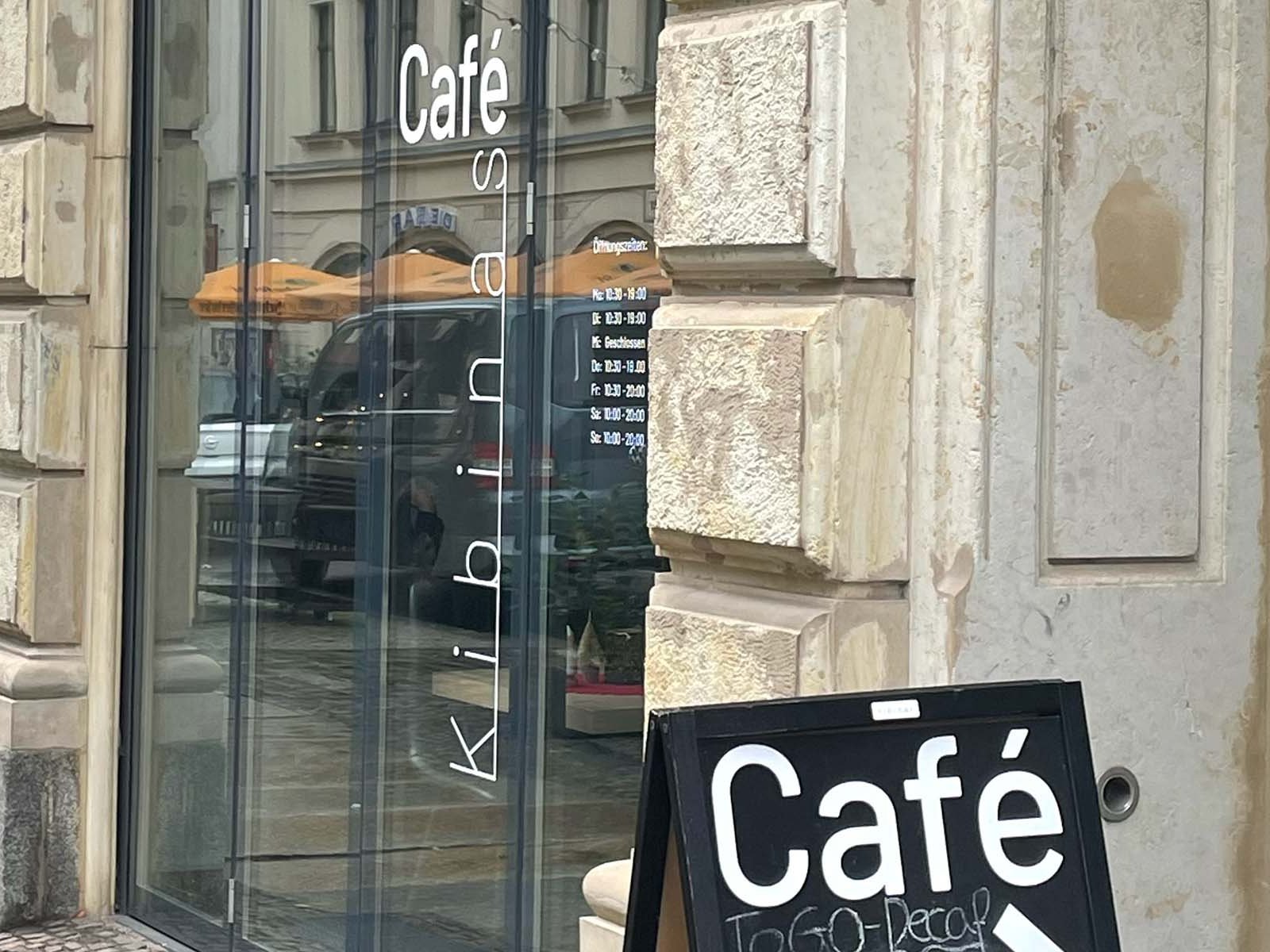 Das »Kibinas« ist das erste litauische Café in Leipzig.