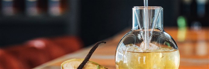 Der «We first» mit Brandy, Bourbon, Vanillesirup und Apfelsaft ist ein frischer Sommerdrink.