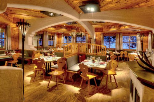 Bergrestaurant AreitAlm auf der Schmittenhöhe | Berghütte im Skigebiet Zell am See-Kaprun