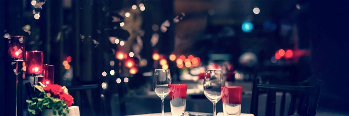 Zum Valentinstag darf es auch gerne ein romantisches Dinner zu zweit sein.