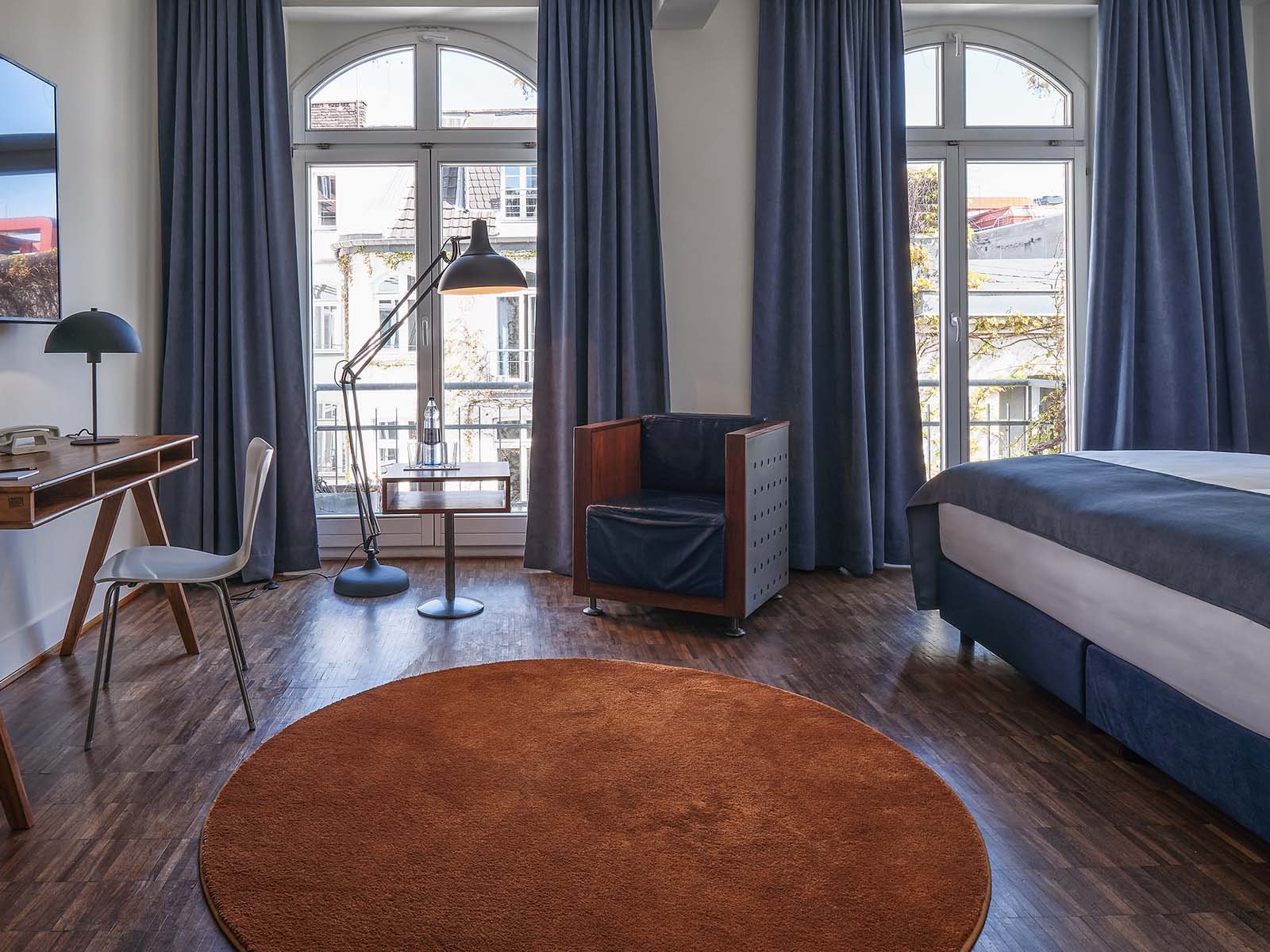 In Zimmern von 18 bis 45qm und in den Kategorien Classik, Premium, Prestige, Apartment und Superior-Apartment können die Gäste im Hotel übernachten.