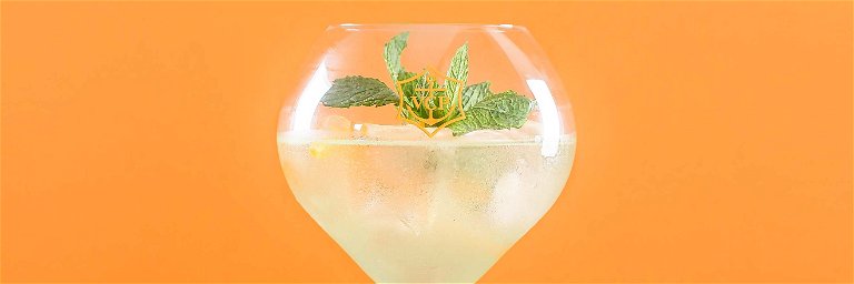 Mint in a Pool cocktail.