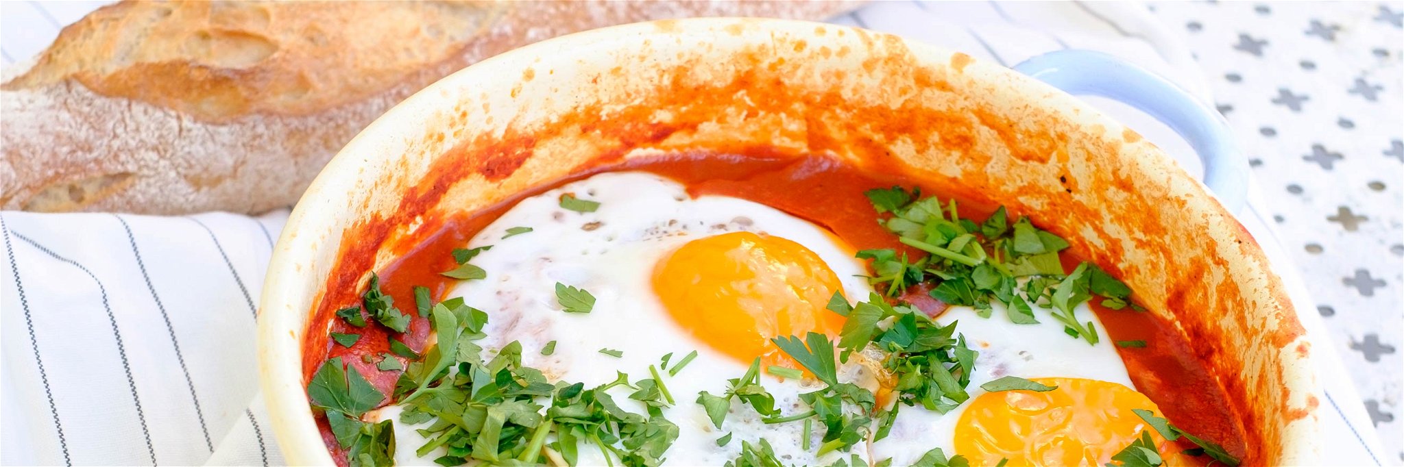 Shakshuka: Egg and Tomato Breakfast