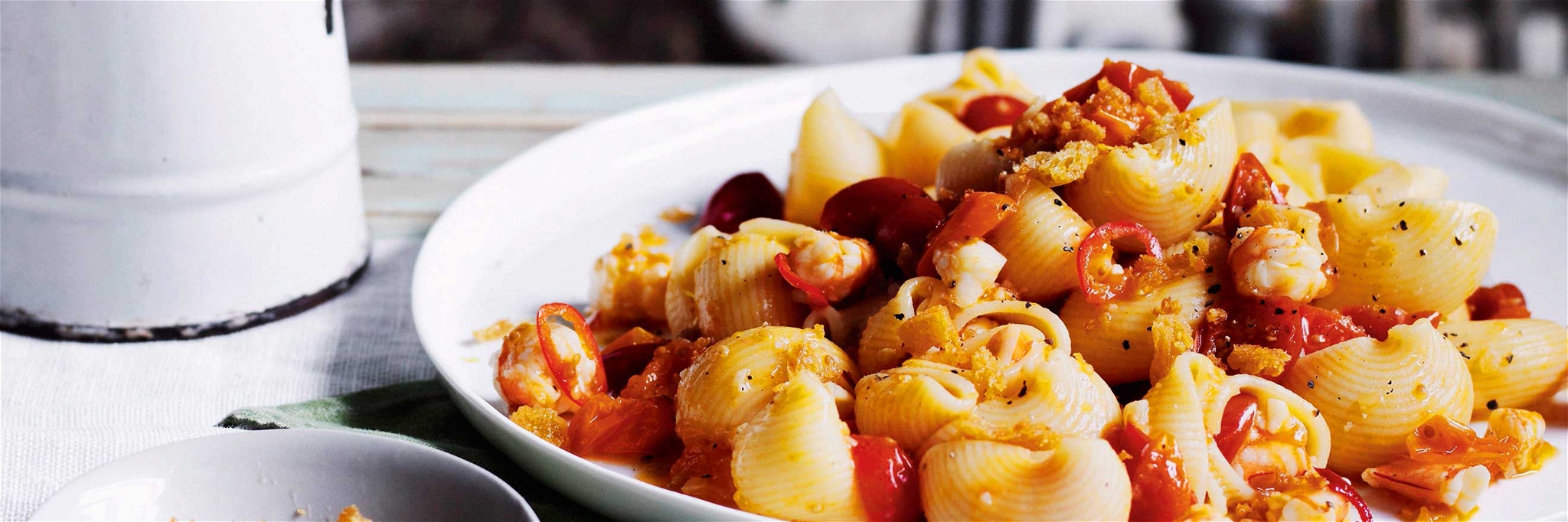 Pasta: Conchiglioni with Shrimps