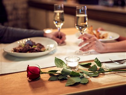 Am Valentinstag bieten viele Restaurants in Leipzig spezielle Angebote für Verliebte.