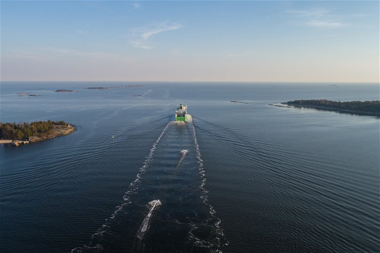 Ferry depart from Helsinki to Tallinn