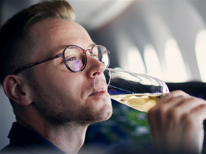 A good wine experience in the air