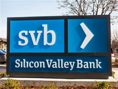 Jan 31, 2020 Santa Clara / CA / USA - Silicon Valley Bank logo at their headquarters and branch; Silicon Valley Bank, a subsidiary of SVB Financial Group, is a U.S.-based high-tech commercial bank