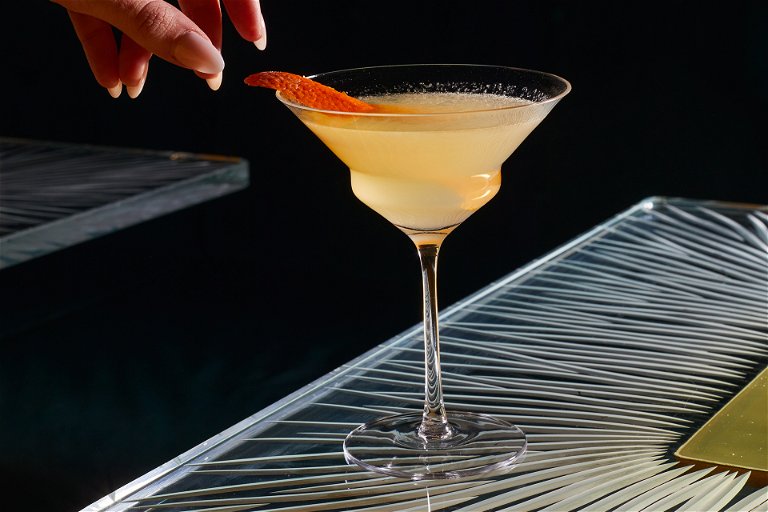 The King´s Elixir Cocktal at Donovan Bar, Brown´s Hotel, London.