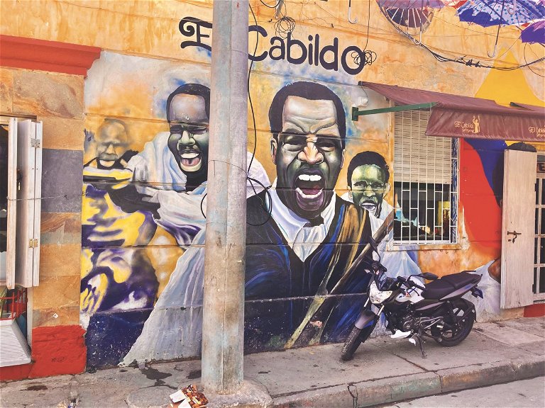 Medellín ist die Stadt der Graffiti-Künstler. Einst galt sie als besonders gefährlich, heute sind die bunten Wandbemalungen Teil einer neuen Identität.