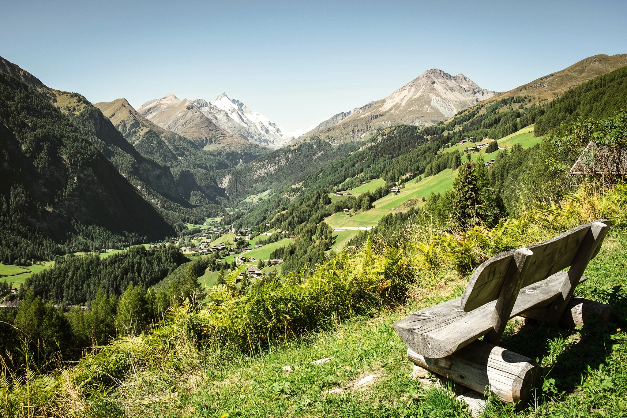 Atemberaubende 
Ausblicke wie hier 
auf den Großglockner findet man zuhauf 
am Alpe-Adria-Trail.