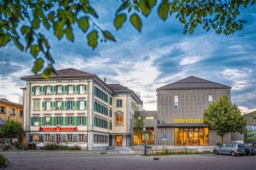 Die Appenzeller Brauerei Locher gehört längst zu den Klassikern in der Schweiz. Bier-Interessierte werden im neuen Besucherzentrum «Brauquöll» empfangen.