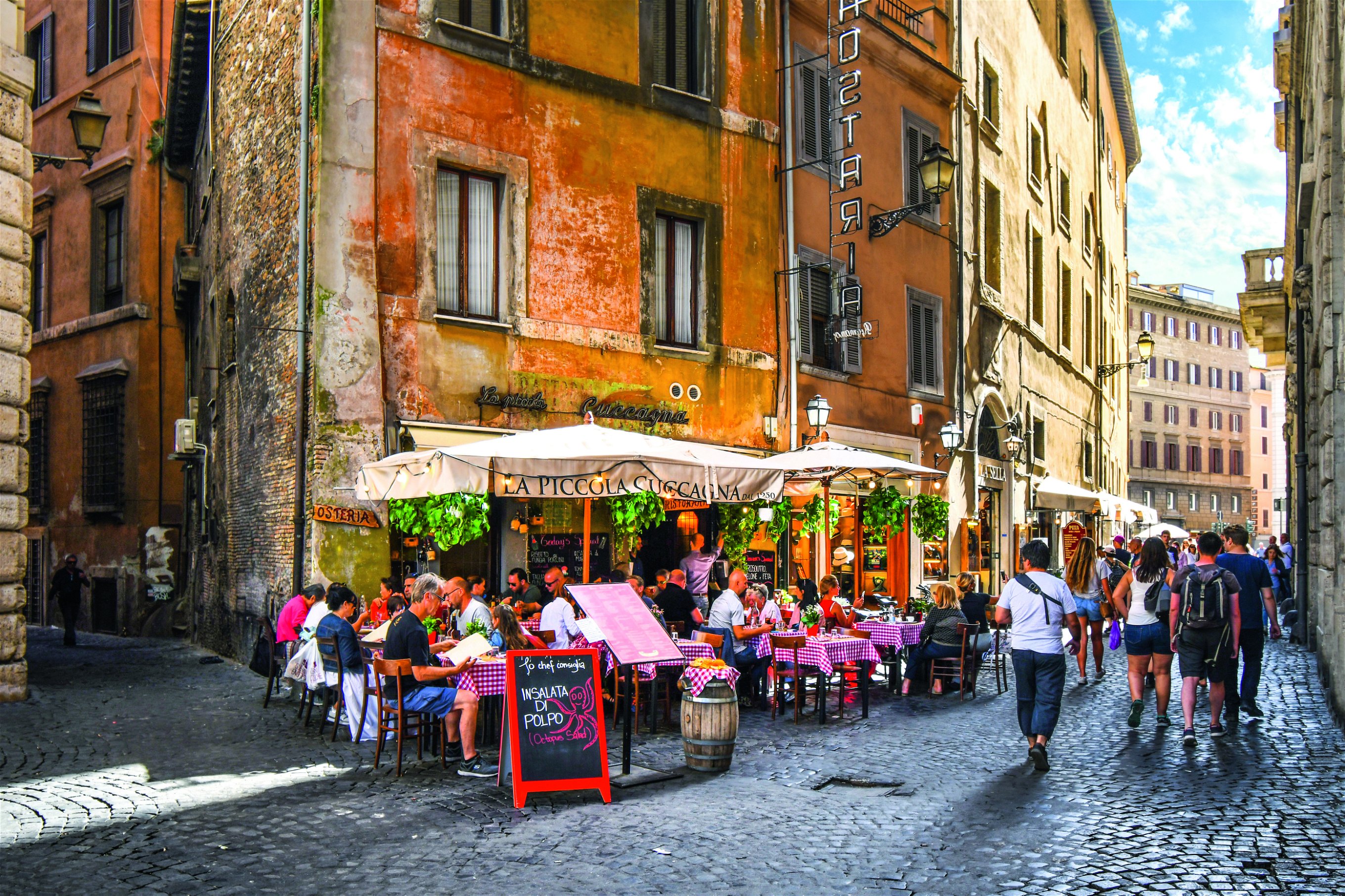 Italienische Küche  ist vielfältig, abwechslungsreich, leicht und deshalb zu Recht eine der beliebtesten der Welt.