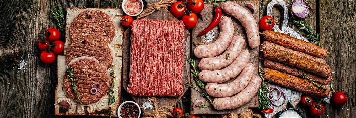 Aktuell werden in Deutschland pro Erwachsenem rund 1.000 Gramm Fleisch pro Woche gegessen.