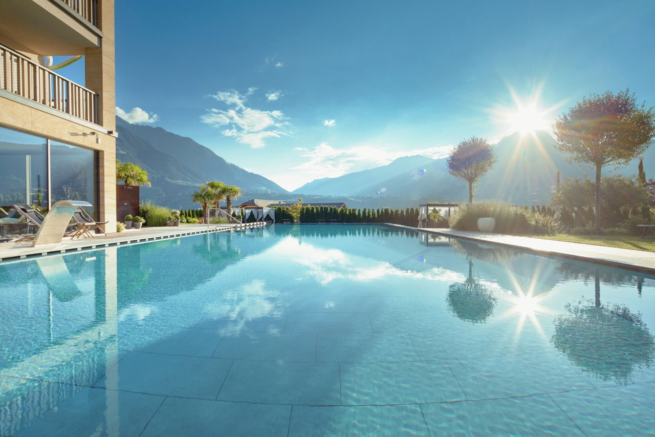 Alpine Oasen: Das Sind Die Beeindruckendsten Infinity Pools Im ...