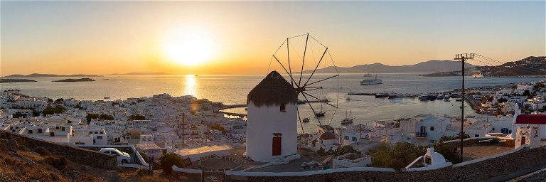 Panoramic view over Mykonos town