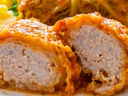 Wrapped minced meat in cabbage leaves and mashed potatoes - polish dish gołąbki