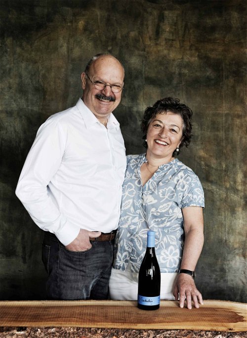Daniel und Martha Gantenbein aus Fläsch zählen seit Jahrzehnten zu den Aushängeschildern des Schweizer Weinbaus. 