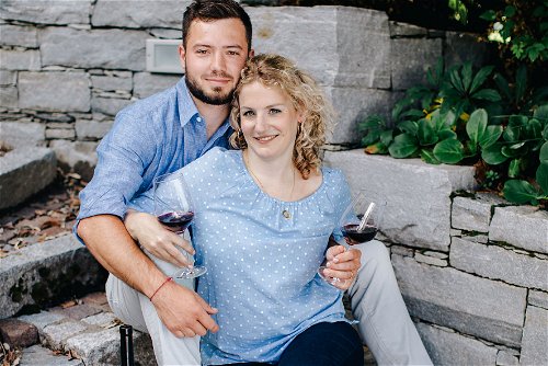 Chantal und Robert Irsslinger lassen ihren Wein Wellentänzer in einer Boje im Zürichsee reifen. Vorbild dafür war der Winzer Fabian Sloboda vom Neusiedler See.