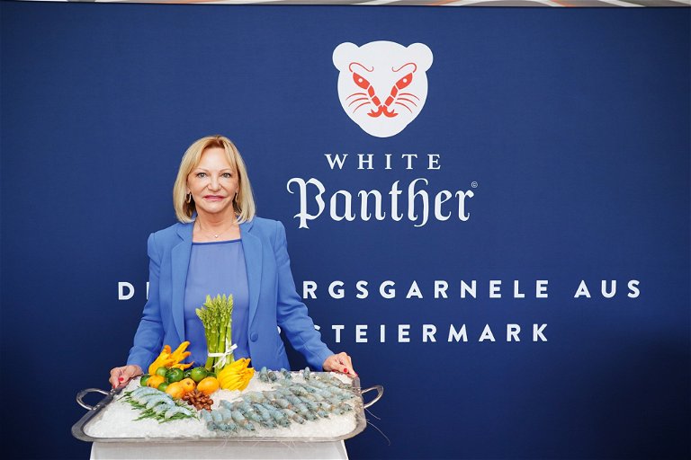 Ideengeberin und Gründerin ist Ingrid Flick, die die hochwertigen Gebirgsgarnelen mit dem Namen »White Panther« in der Steiermark heimisch machte.