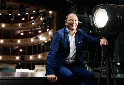 Seit 2014 ist Bernhard Rinner Geschäftsführer 
des Bühnen Graz Konzerns, zu dem unter anderem Oper Graz und Schauspielhaus Graz zählen.