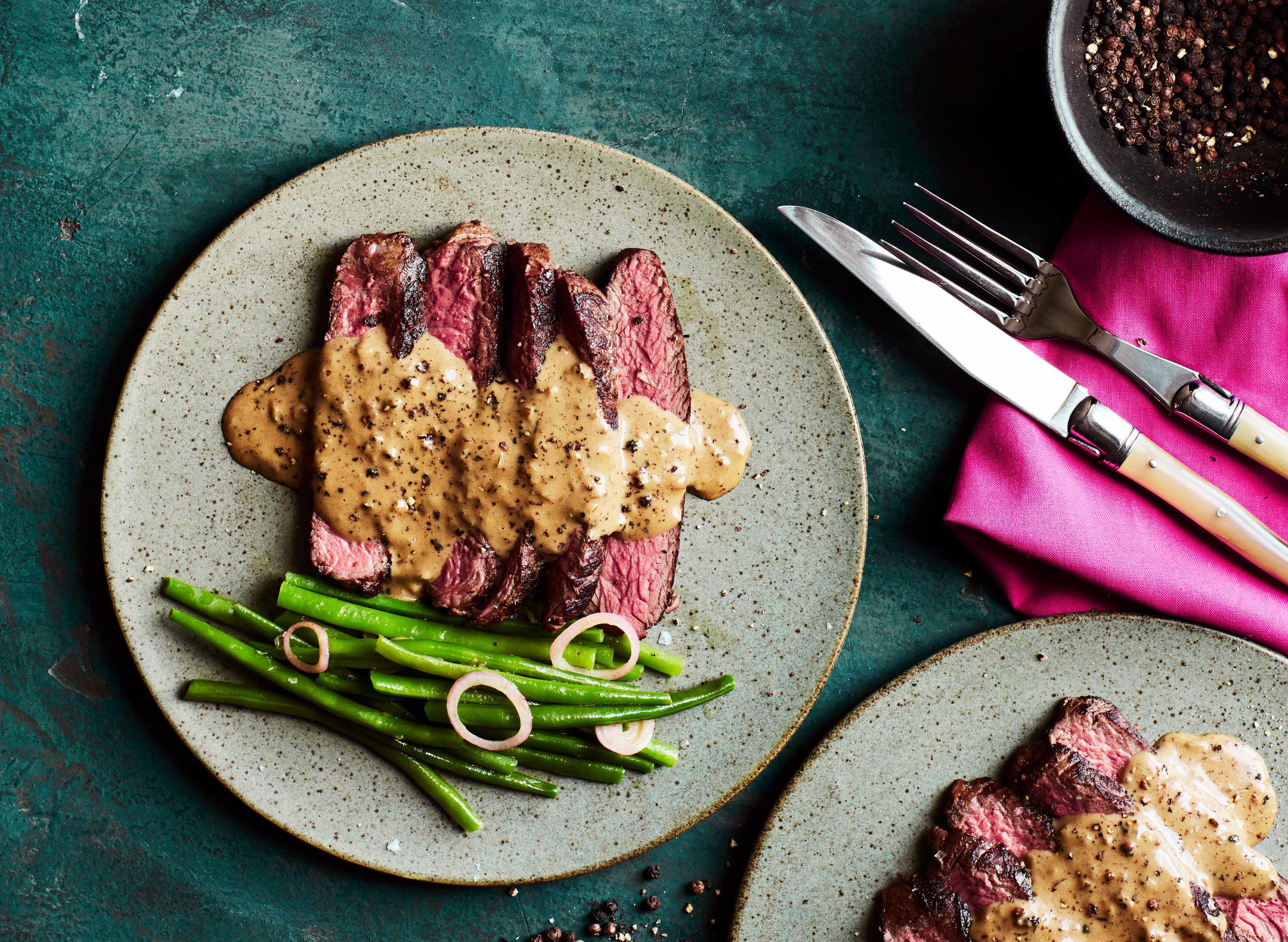 Steak au poivre – Klassisches Pfeffersteak mit Cognacrahm - Falstaff