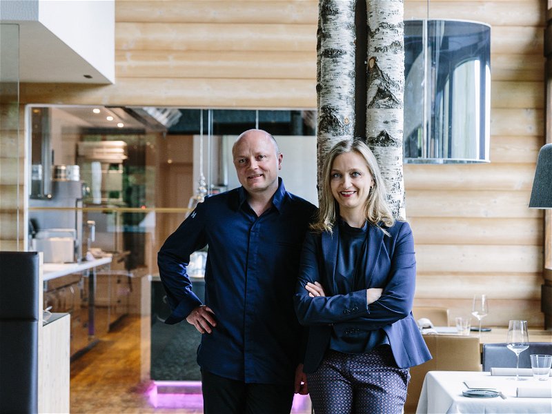 Heinrich und Gisela Schneider führen im Sarntal das Restaurant des Jahres in Südtirol »Terra - the magic place«