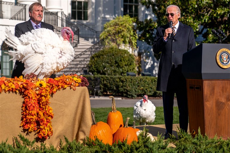 Amtierender US-Präsident Joe Biden bei der jährlichen Begnadigung des Truthahns.