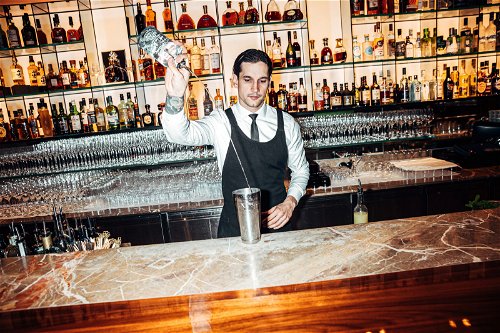 Dass italienische Leidenschaft und coole Cocktails gut zusammenpassen, beweist die Bar im »Fabios« mit ihren Signature Drinks.