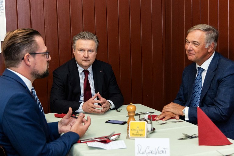 Ludwig und Ruck im Gespräch mit Falstaff-Chefredakteur Christoph Schwarz.