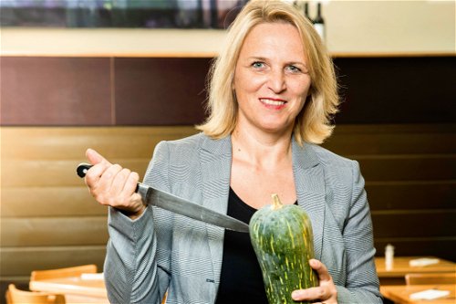 Für Margit Stolzlechner von der »Hollerei« 
ist die fleischlose Küche schon längst in 
der Mitte der Gesellschaft angekommen.