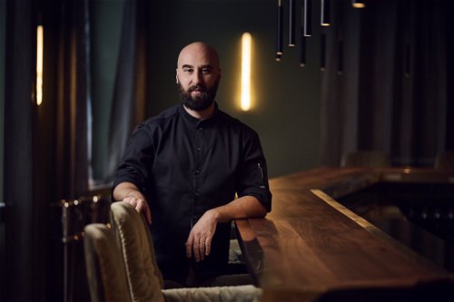 Mitja Birlo hat im neu eröffneten Zürcher Fine-Dining-Lokal «The Counter» losgelegt. Eine urbane Adresse, in der kreative Kulinarik auf hohem Niveau geboten wird. 