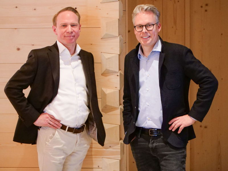 General Manager Tim-Martin Weber mit Investor Jan Schoch.