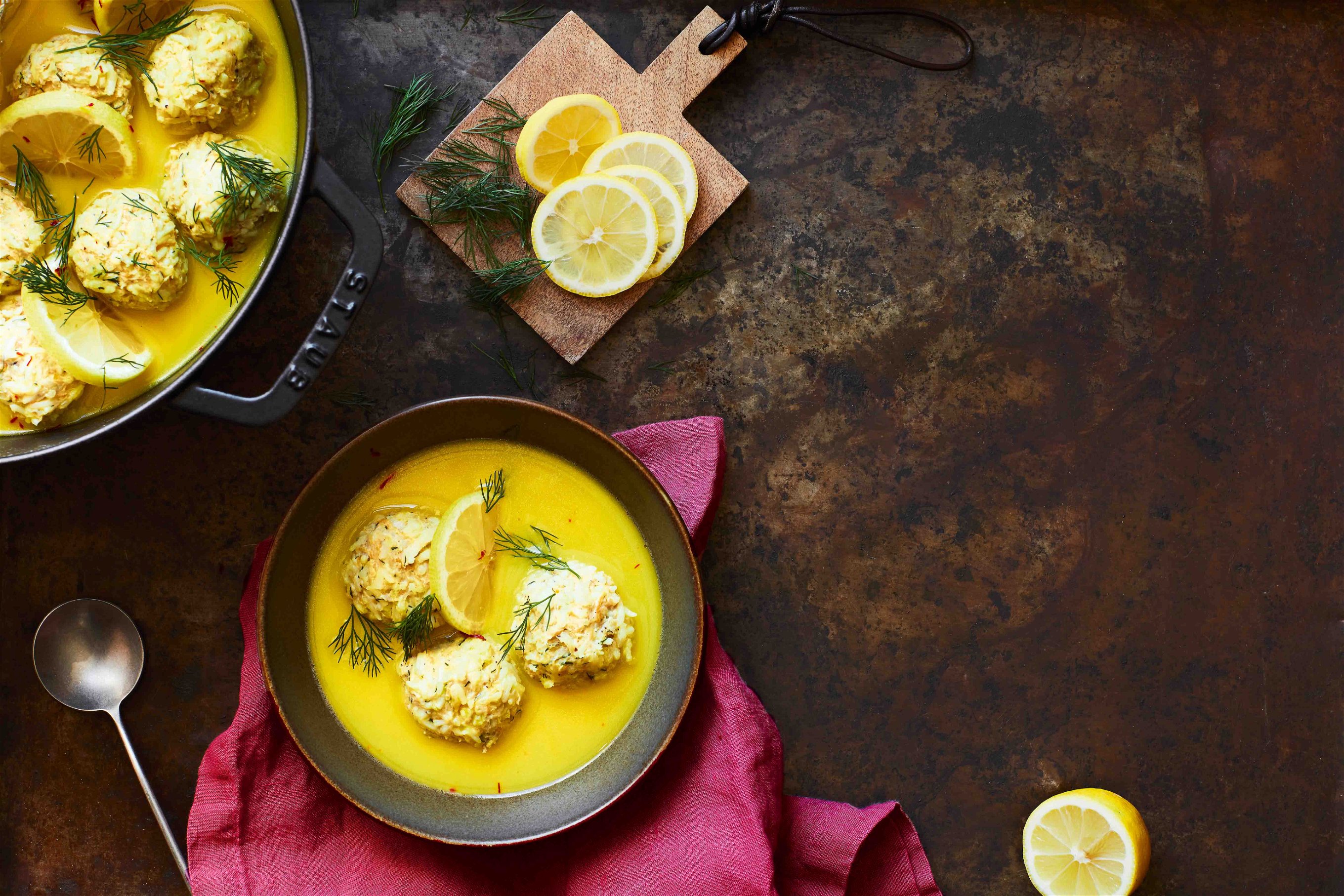 Avgolemono – Griechische Zitronen-Hühner-Suppe mit Dill und ...