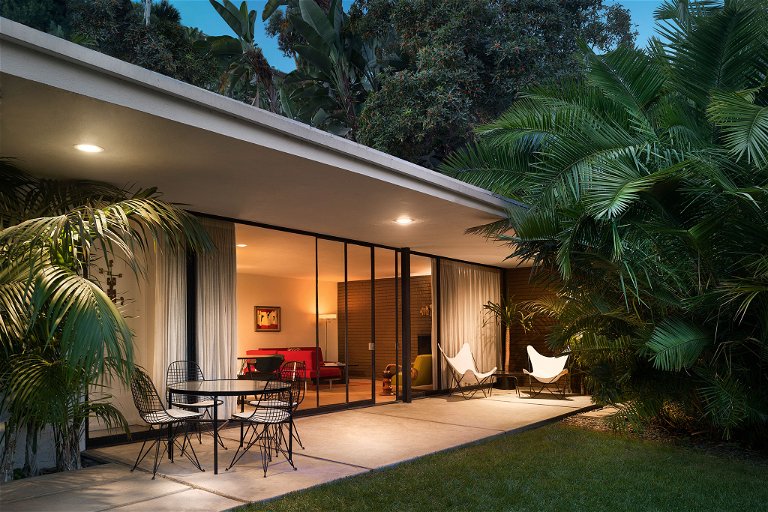 The cottages and midcentury-modernism bungalows offer even more privacy.
