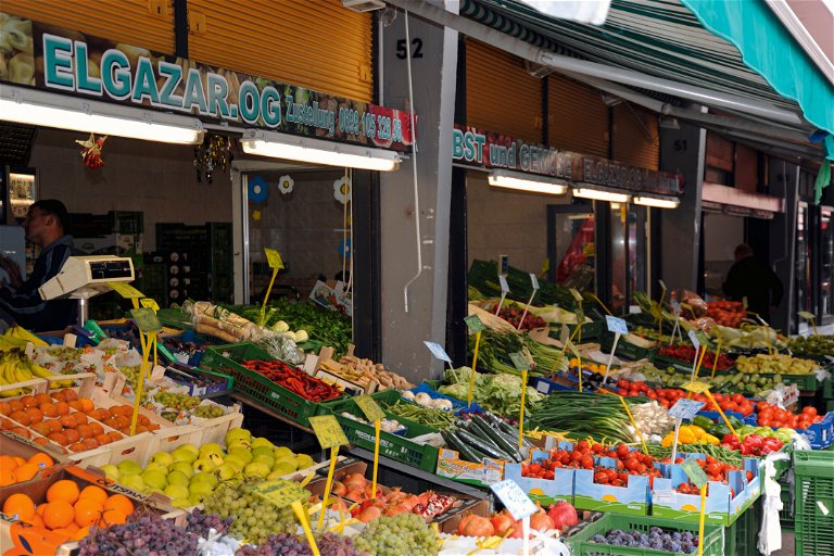 Ein Besuch am Hannovermarkt, am Brunnenmarkt oder am Vorgartenmarkt lohnt sich immer, denn das Warenangebot ist vielfältig, bunt, exotisch und von hoher Qualität.