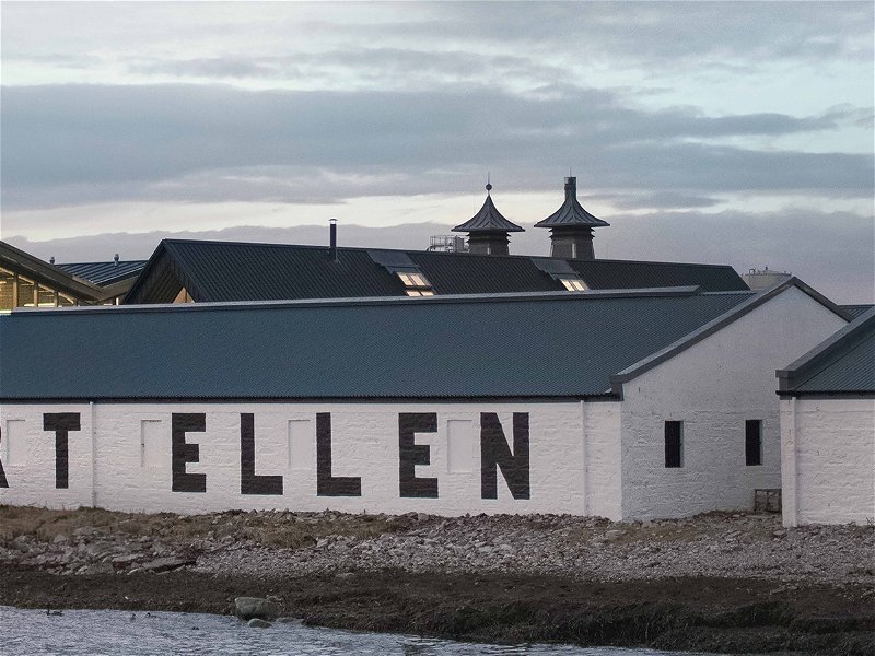 Die Port Ellen Distillery auf Islay ist eine von zuletzt drei namhaften Brennereien, die ihre Stills wieder in Betrieb nahmen.