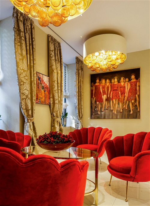 Feel-good effect.
When you enter the hotel "Das Tyrol" in the centre of Vienna, you are immersed in a world of art, peace and security.