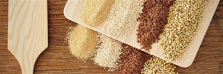 Amarant, Quinoa, Leinsamen und Buchweizen sind die ideale Alternative zu Getreide.