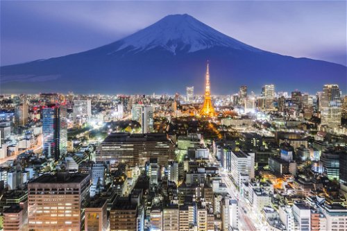 A glittering metropolis in front of the sacred Mount Fuji: tradition and hypermodernity collide in Japan.