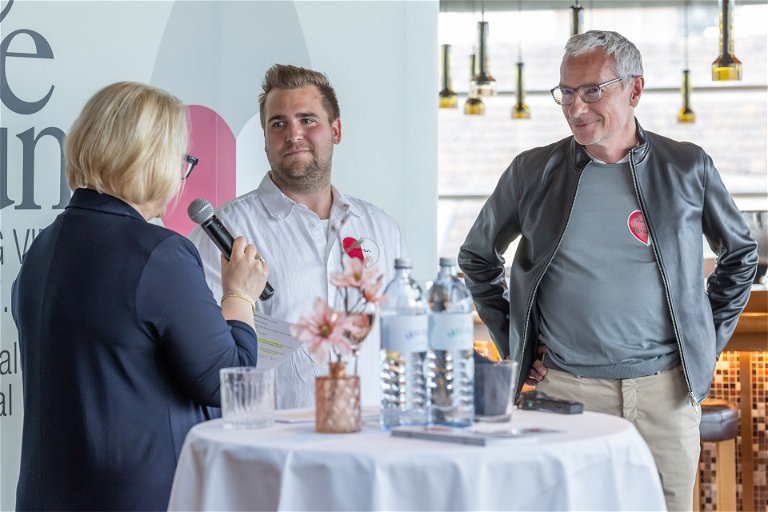 (v.l.): Nicole Retter, Agentur für Wein &amp; Strategie; Thomas Magerl, Mentee; Rainer Pariasek, ORF Sportmoderator, Mentor. 
