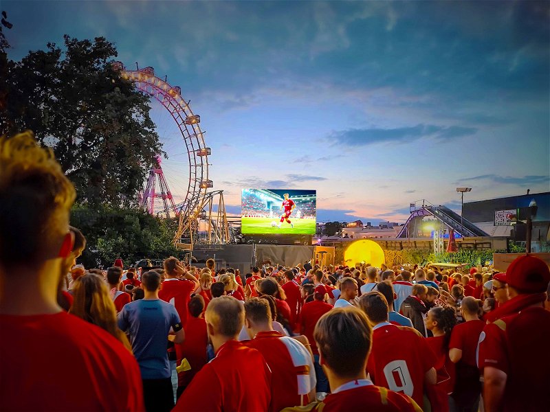 Public Viewing zur Fußball-EM 2024: Top Locations für Fans in Wien