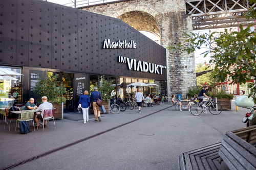 Die hervorragenden Läden in der Markthalle im Viadukt sorgen für die restliche Verköstigung.