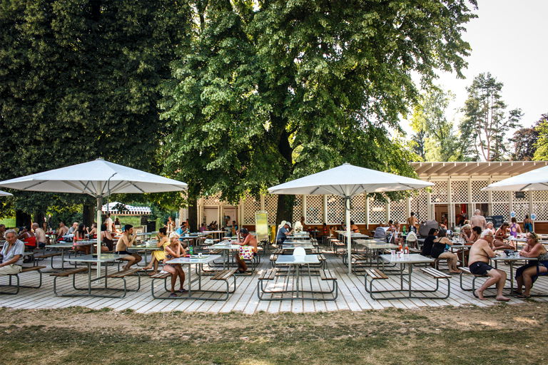 Das Strandbad Mythenquai.