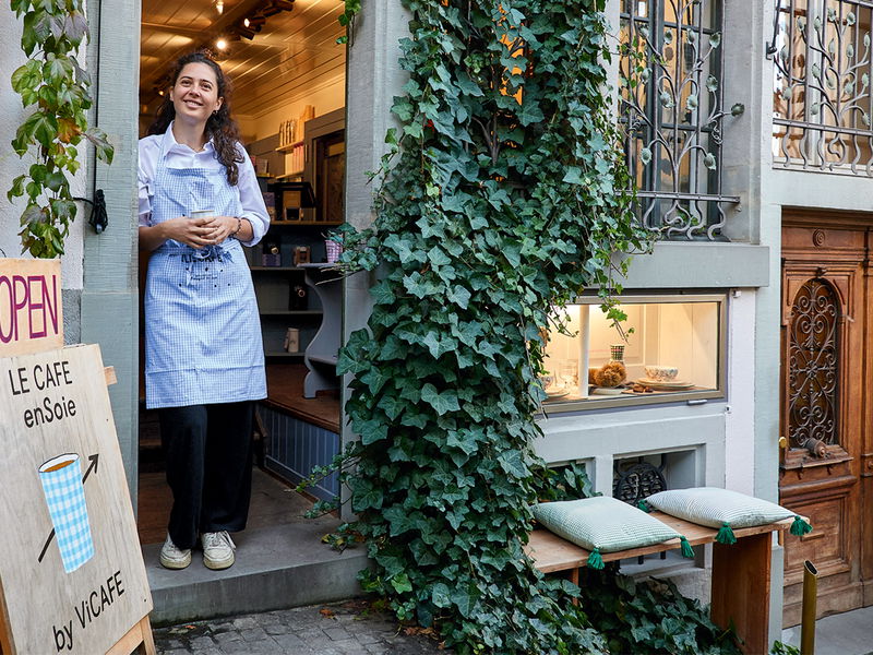 Im kleinen «Le Café enSoie by Vicafé» gibt es hervorragenden Kaffee zum Mitnehmen.