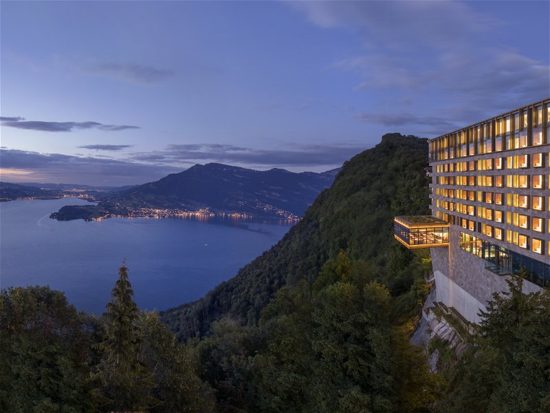Das «Bürgenstock Resort Lake Lucerne» liegt 450 Meter über dem Vierwaldstättersee.
