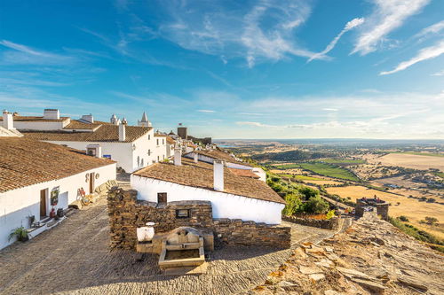 Nicht nur optisch haben die Weinregionen Portugals vieles zu bieten: Die Weine, die hier entstehen, gehören mit zum Spannendsten, was in Europa zu finden ist. 